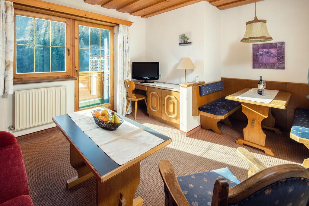 Ferienwohnung Haus am Mühlanger Serfaus Exterior foto