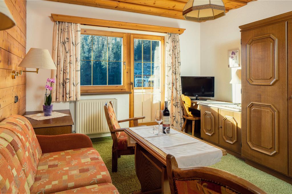 Ferienwohnung Haus am Mühlanger Serfaus Exterior foto